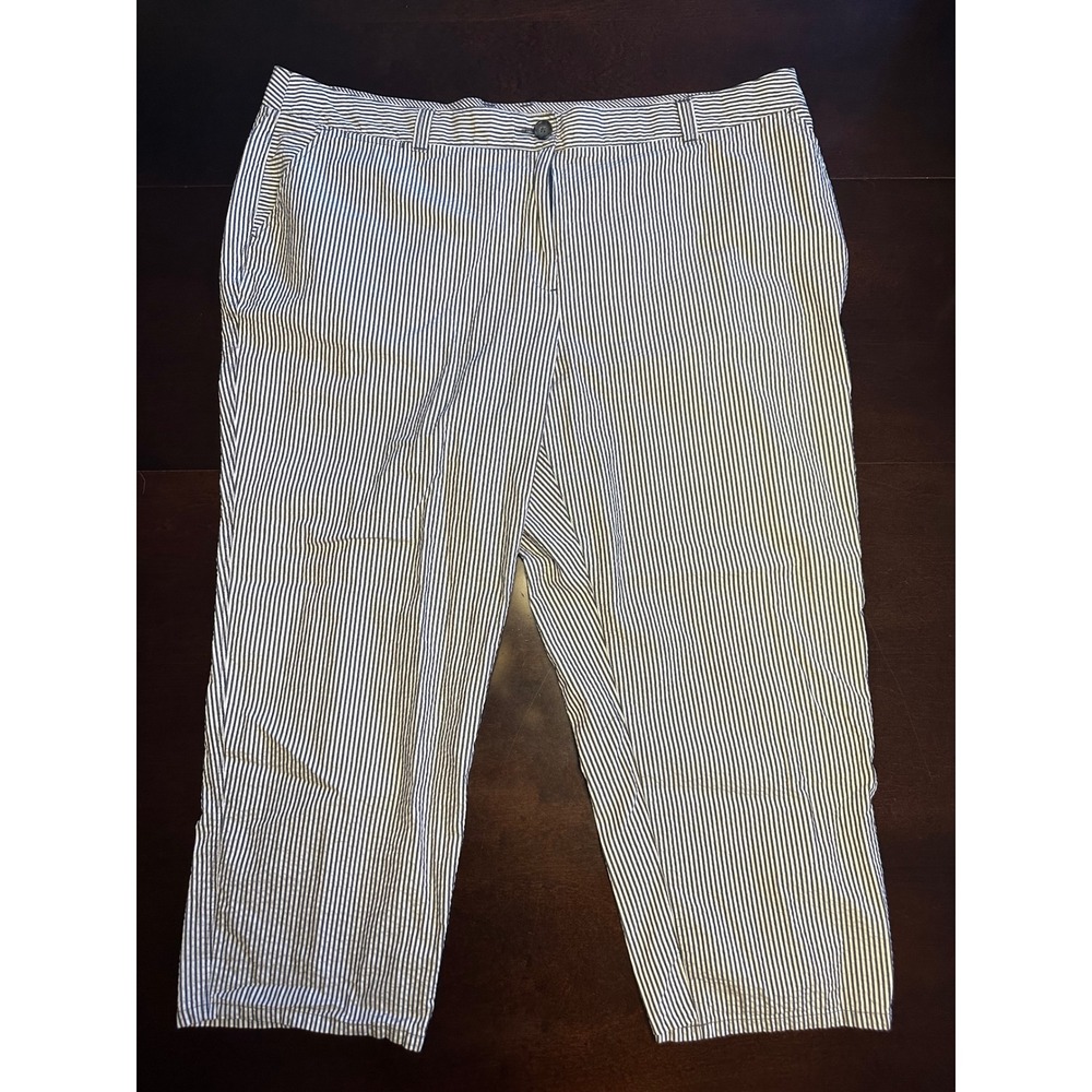 Crown & Ivy Pants Womens 22W Blue Seersucker Stripe Curvy Cropped Cotton Pants